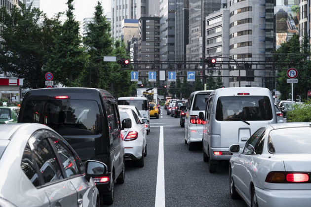 Direksiyon Başında Değil, Hayatın Ortasındayız: Trafikte Nasıl Davranmalıyız?