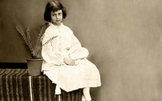 Alice Harikalar Diyarında / Alice'in tanıklığı