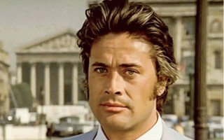 Türk Sinemasının Efsane İsmi Cüneyt Arkın: Hayatı ve Filmleri