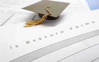 Üniversite Diploması Yetmiyor! Gençler İş Dünyasına Hazır mı?