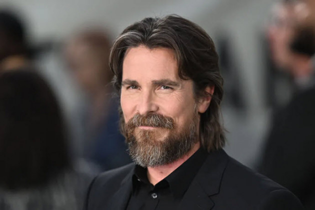 kara-sovalye-1-christian-bale-3062.jpg