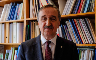 İzzet Öztürk