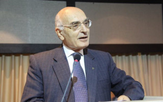 Ruşen Keleş