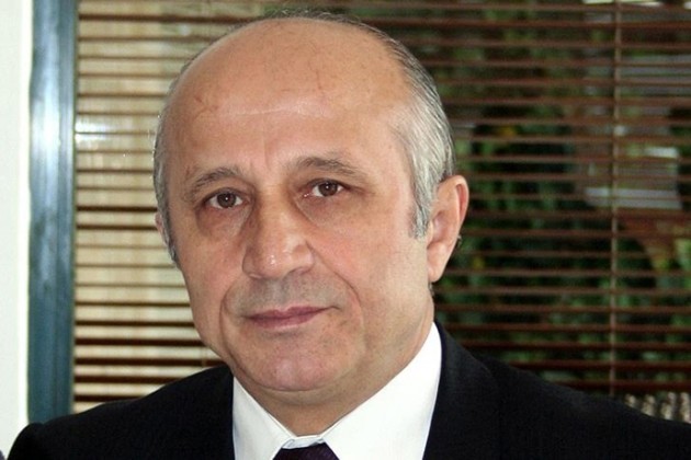 Yaşar Nuri Öztürk