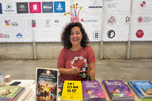 14. Çorlu Kitap Fuarı’nda İnci Yılmaz Şimşek Rüzgârı Esti