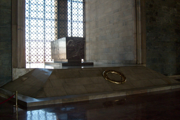 Atatürk Öldü