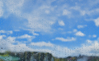 Gökyüzü Ağlıyordu