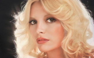 “Souvenirs” Demis Roussos’tan Ajda Pekkan’a Tenha Kalan Bir Nağme (1976) 